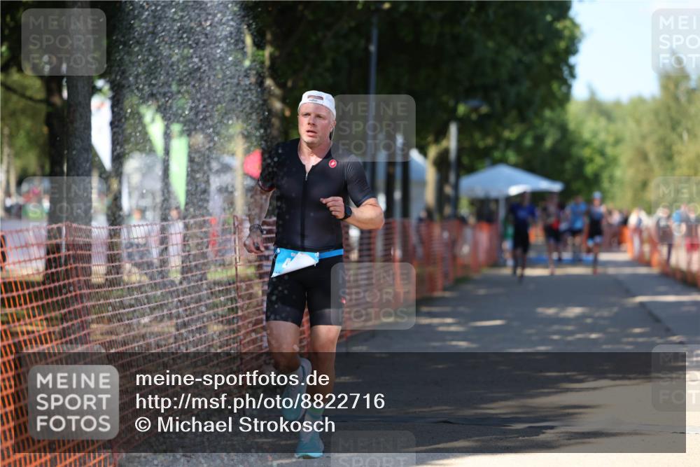07.09.2025 - 19. Norderstedt Triathlon Michael Strokosch http://msf.ph/oto/8822716 07.09.2025 15:12:40 Laufen 411 meine-sportfotos.de