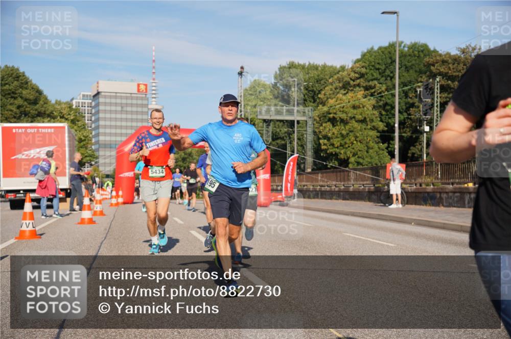 07.09.2025 - BARMER Alsterlauf Yannick Fuchs http://msf.ph/oto/8822730 07.09.2025 09:47:04 Laufen 5434, 195, 2018, 20, 27 meine-sportfotos.de