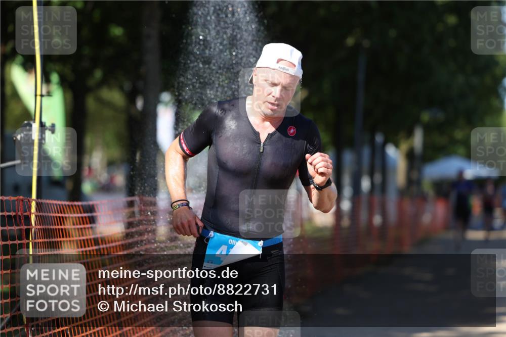 07.09.2025 - 19. Norderstedt Triathlon Michael Strokosch http://msf.ph/oto/8822731 07.09.2025 15:12:41 Laufen 411 meine-sportfotos.de