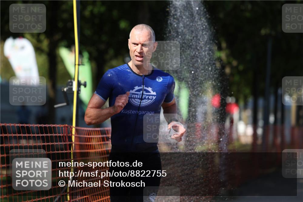 07.09.2025 - 19. Norderstedt Triathlon Michael Strokosch http://msf.ph/oto/8822755 07.09.2025 15:12:49 Laufen 427, 978, 988 meine-sportfotos.de