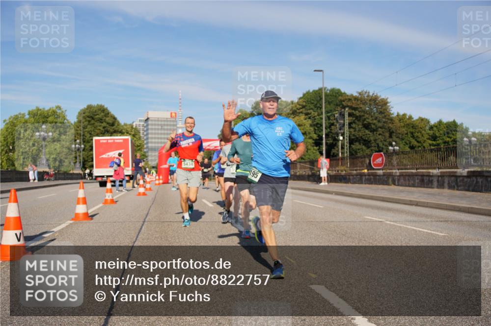 07.09.2025 - BARMER Alsterlauf Yannick Fuchs http://msf.ph/oto/8822757 07.09.2025 09:47:05 Laufen 5434, 195, 2015, 20 meine-sportfotos.de