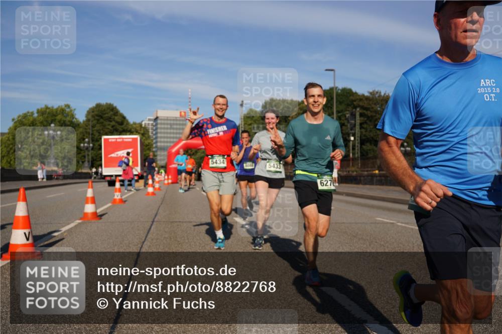07.09.2025 - BARMER Alsterlauf Yannick Fuchs http://msf.ph/oto/8822768 07.09.2025 09:47:06 Laufen 5434, 5433, 627, 2015, 2, 0 meine-sportfotos.de