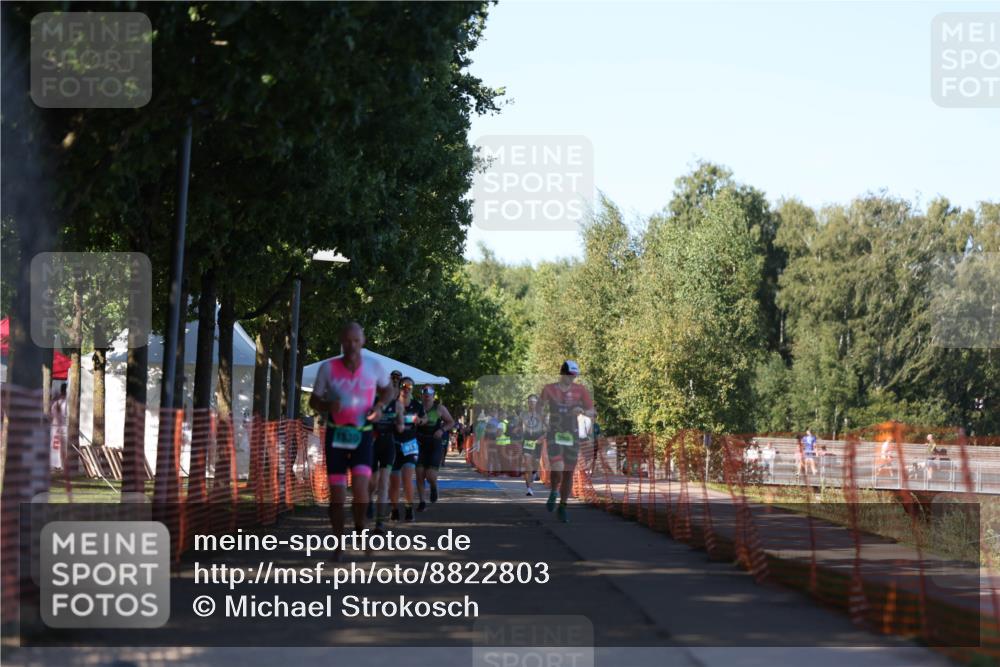 07.09.2025 - 19. Norderstedt Triathlon Michael Strokosch http://msf.ph/oto/8822803 07.09.2025 16:06:30 Laufen 502, 1530 meine-sportfotos.de