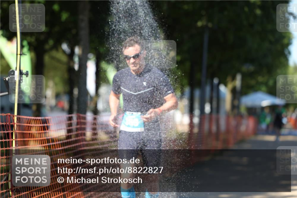07.09.2025 - 19. Norderstedt Triathlon Michael Strokosch http://msf.ph/oto/8822827 07.09.2025 15:13:06 Laufen 369, 872, 1501 meine-sportfotos.de
