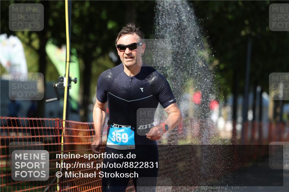07.09.2025 - 19. Norderstedt Triathlon Michael Strokosch http://msf.ph/oto/8822831 07.09.2025 15:13:06 Laufen 369, 872, 1501 meine-sportfotos.de
