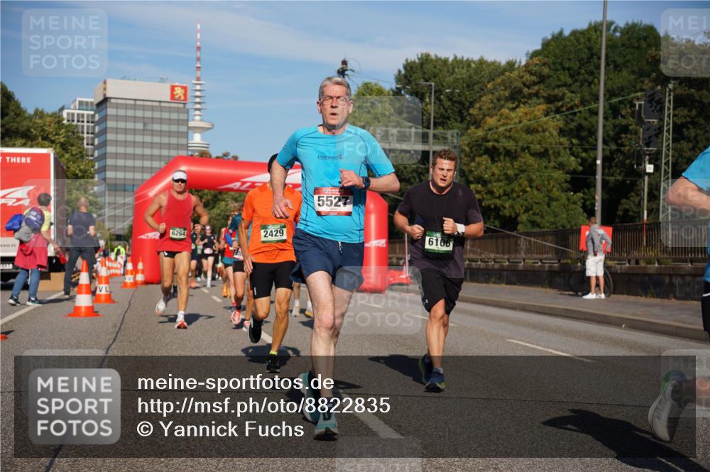 07.09.2025 - BARMER Alsterlauf Yannick Fuchs http://msf.ph/oto/8822835 07.09.2025 09:47:10 Laufen 6264, 2429, 5527, 6106 meine-sportfotos.de