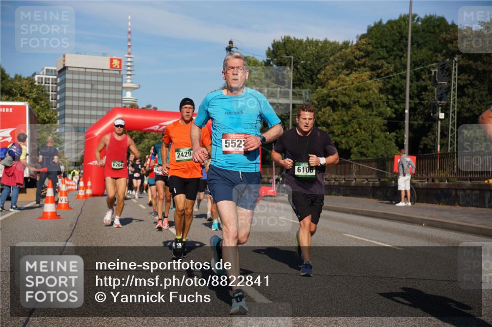 07.09.2025 - BARMER Alsterlauf Yannick Fuchs http://msf.ph/oto/8822841 07.09.2025 09:47:10 Laufen 6264, 148, 2429, 552, 6106 meine-sportfotos.de