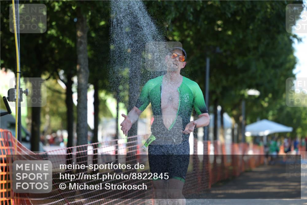 07.09.2025 - 19. Norderstedt Triathlon Michael Strokosch http://msf.ph/oto/8822845 07.09.2025 16:06:45 Laufen 453, 512, 917, 1494 meine-sportfotos.de