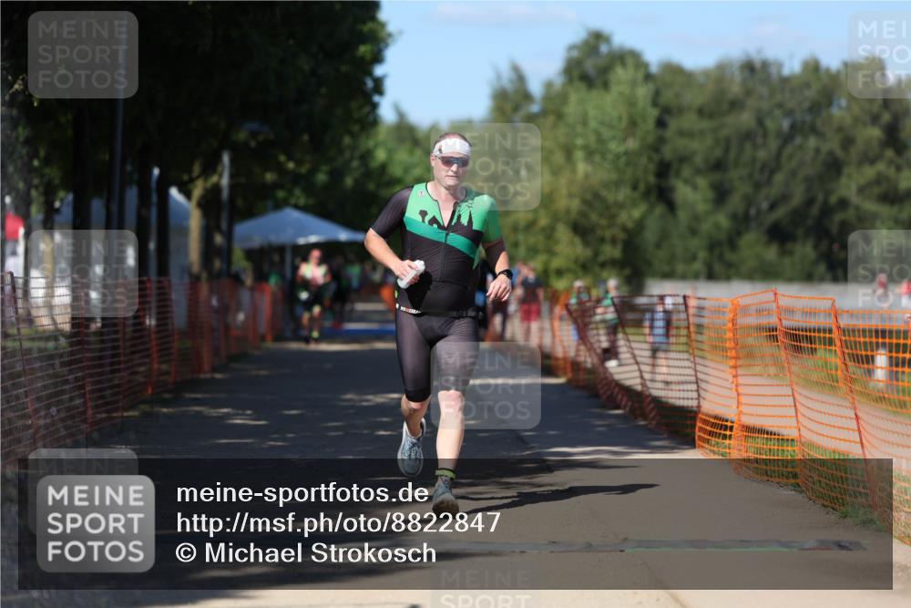 07.09.2025 - 19. Norderstedt Triathlon Michael Strokosch http://msf.ph/oto/8822847 07.09.2025 15:13:18 Laufen 1034, 1406, 1501 meine-sportfotos.de