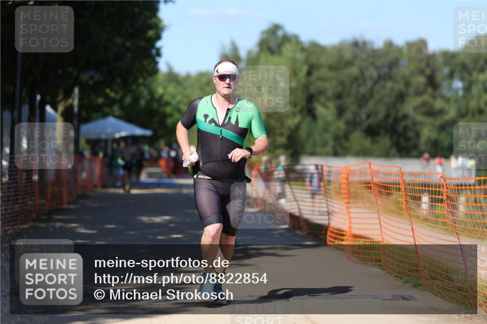 07.09.2025 - 19. Norderstedt Triathlon Michael Strokosch http://msf.ph/oto/8822854 07.09.2025 15:13:19 Laufen 1034, 1406 meine-sportfotos.de
