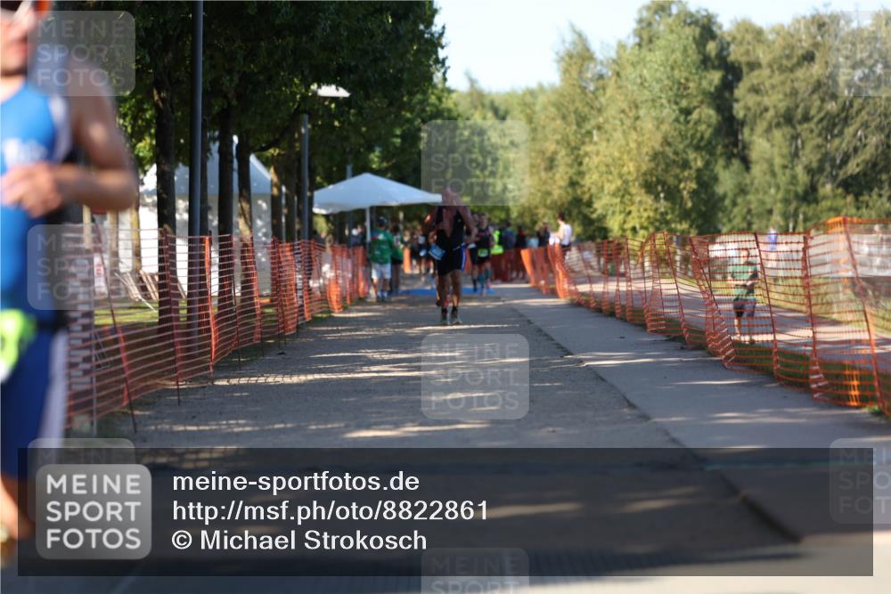 07.09.2025 - 19. Norderstedt Triathlon Michael Strokosch http://msf.ph/oto/8822861 07.09.2025 16:07:02 Laufen 499, 1510 meine-sportfotos.de