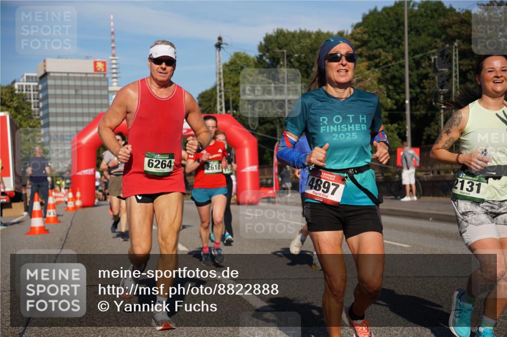 07.09.2025 - BARMER Alsterlauf Yannick Fuchs http://msf.ph/oto/8822888 07.09.2025 09:47:13 Laufen 2025, 6264, 2610, 4897, 2131 meine-sportfotos.de