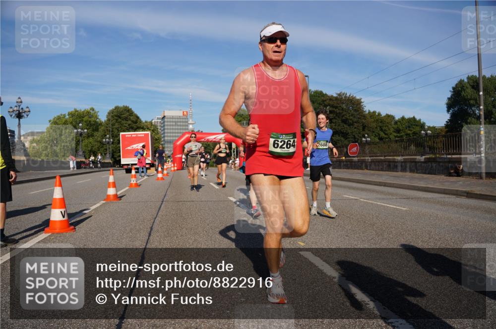 07.09.2025 - BARMER Alsterlauf Yannick Fuchs http://msf.ph/oto/8822916 07.09.2025 09:47:14 Laufen 6264, 2608 meine-sportfotos.de