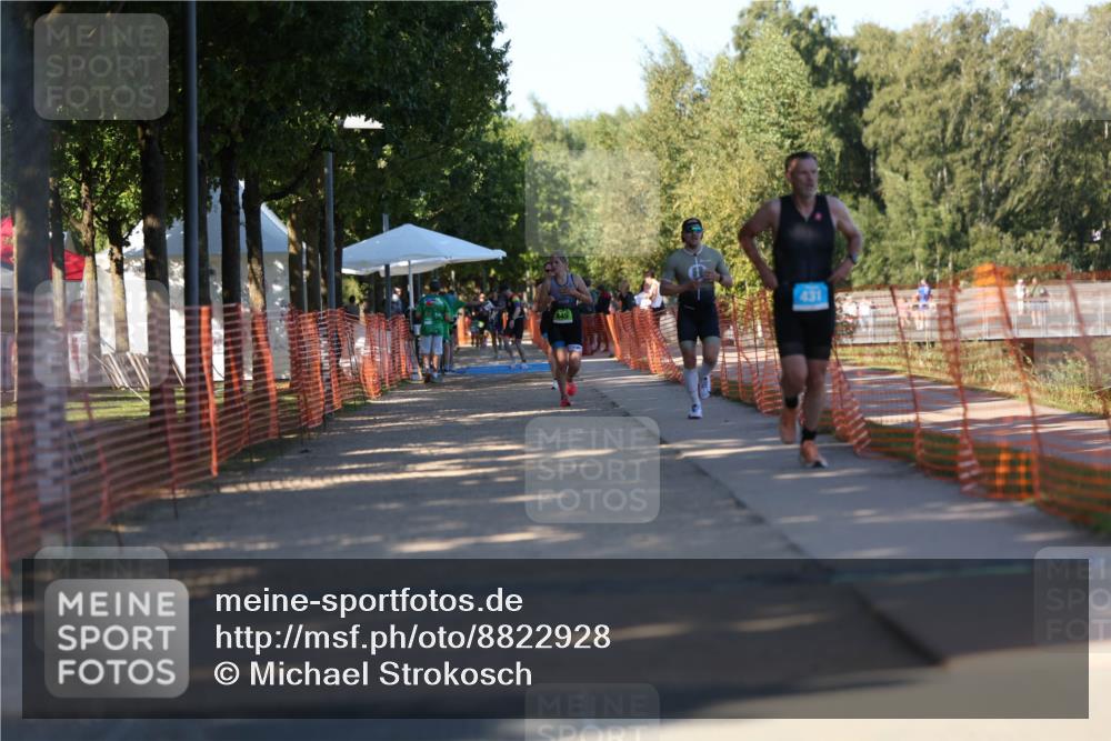 07.09.2025 - 19. Norderstedt Triathlon Michael Strokosch http://msf.ph/oto/8822928 07.09.2025 16:07:24 Laufen 431, 487, 515, 520, 1414 meine-sportfotos.de