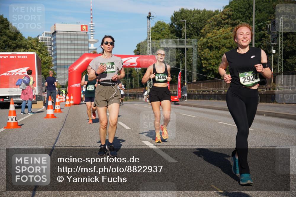 07.09.2025 - BARMER Alsterlauf Yannick Fuchs http://msf.ph/oto/8822937 07.09.2025 09:47:16 Laufen 5462, 49, 3464, 2924 meine-sportfotos.de