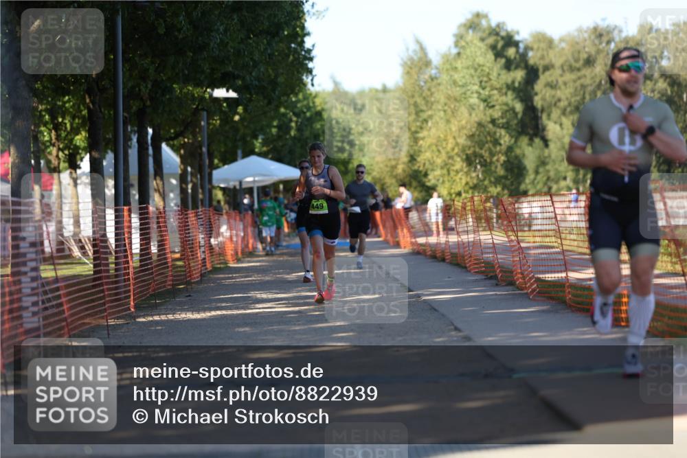 07.09.2025 - 19. Norderstedt Triathlon Michael Strokosch http://msf.ph/oto/8822939 07.09.2025 16:07:30 Laufen 431, 449, 450, 515 meine-sportfotos.de