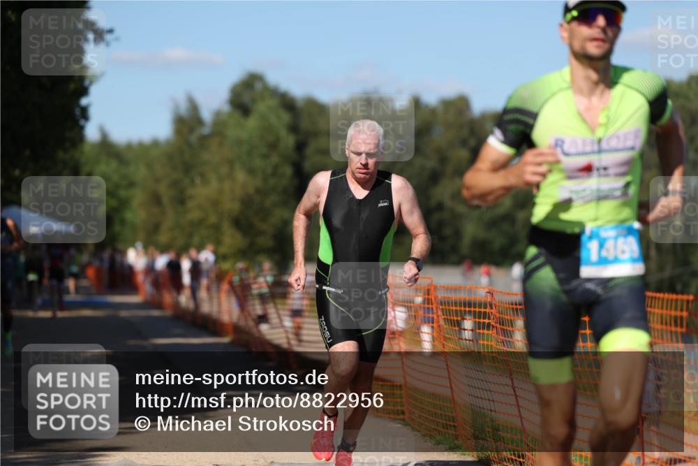 07.09.2025 - 19. Norderstedt Triathlon Michael Strokosch http://msf.ph/oto/8822956 07.09.2025 15:13:40 Laufen 391, 1457, 1469 meine-sportfotos.de