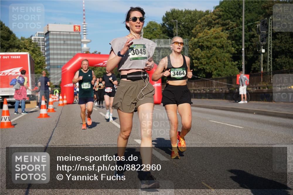07.09.2025 - BARMER Alsterlauf Yannick Fuchs http://msf.ph/oto/8822960 07.09.2025 09:47:16 Laufen 5462, 5169, 3049, 3464 meine-sportfotos.de