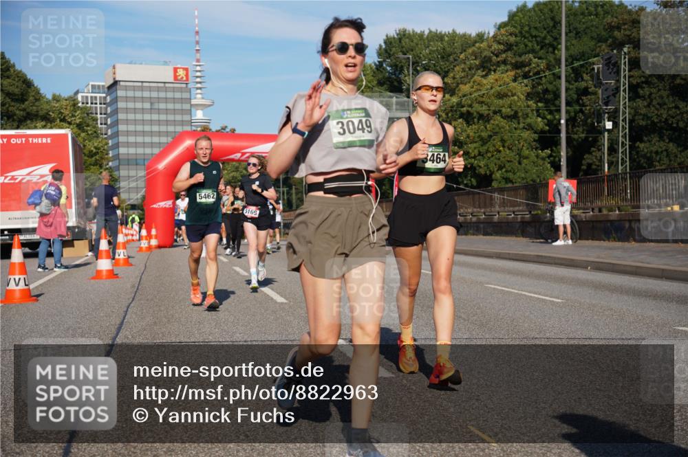 07.09.2025 - BARMER Alsterlauf Yannick Fuchs http://msf.ph/oto/8822963 07.09.2025 09:47:16 Laufen 5462, 5169, 3049, 3464 meine-sportfotos.de