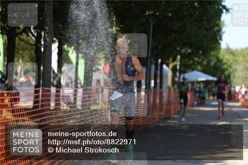 07.09.2025 - 19. Norderstedt Triathlon Michael Strokosch http://msf.ph/oto/8822971 07.09.2025 15:13:45 Laufen 986, 1457 meine-sportfotos.de