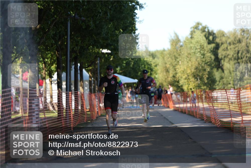 07.09.2025 - 19. Norderstedt Triathlon Michael Strokosch http://msf.ph/oto/8822973 07.09.2025 16:07:41 Laufen 450, 496, 497, 535, 951 meine-sportfotos.de