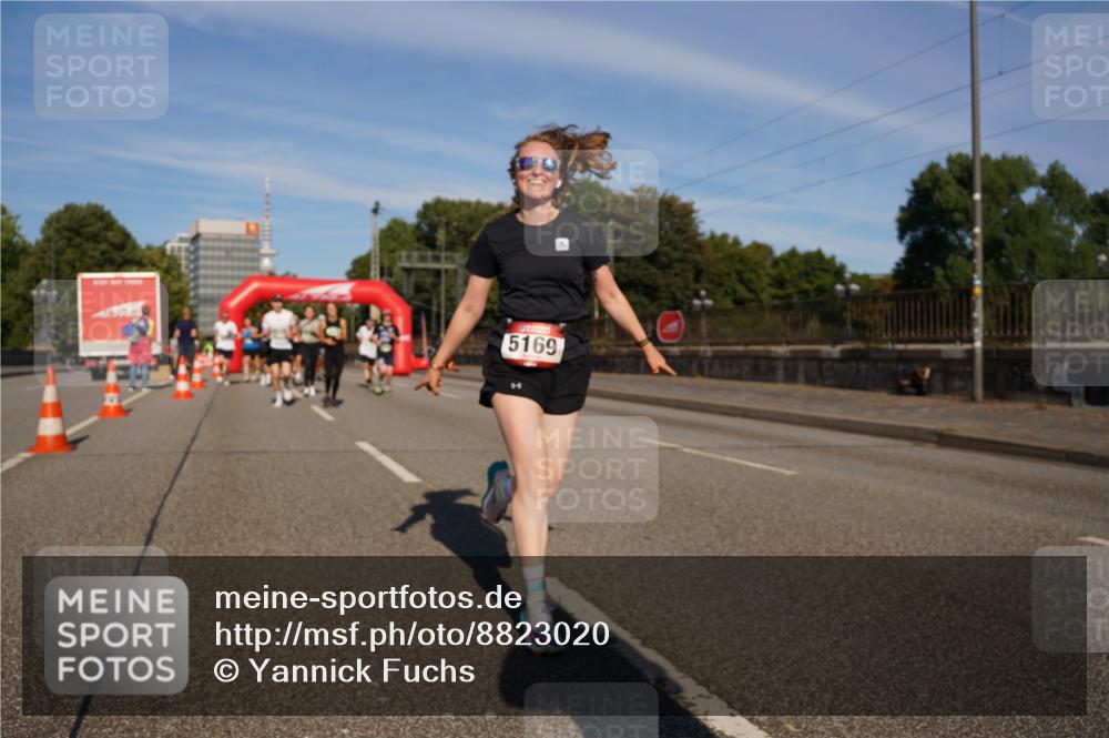 07.09.2025 - BARMER Alsterlauf Yannick Fuchs http://msf.ph/oto/8823020 07.09.2025 09:47:20 Laufen 5169 meine-sportfotos.de