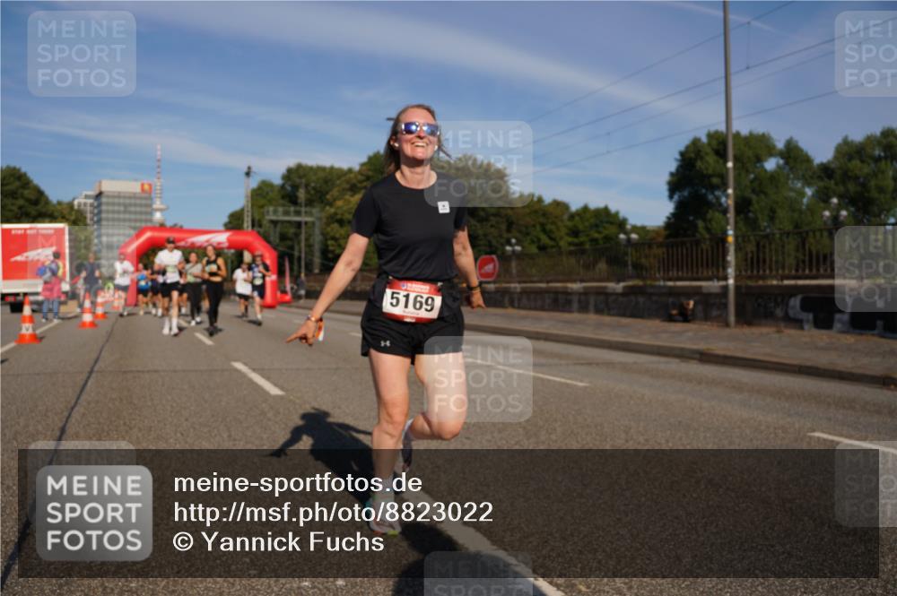07.09.2025 - BARMER Alsterlauf Yannick Fuchs http://msf.ph/oto/8823022 07.09.2025 09:47:20 Laufen 5169 meine-sportfotos.de