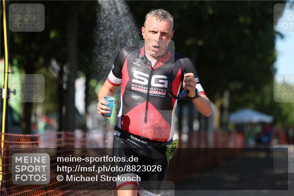 07.09.2025 - 19. Norderstedt Triathlon Michael Strokosch http://msf.ph/oto/8823026 07.09.2025 15:13:55 Laufen 986, 1466 meine-sportfotos.de