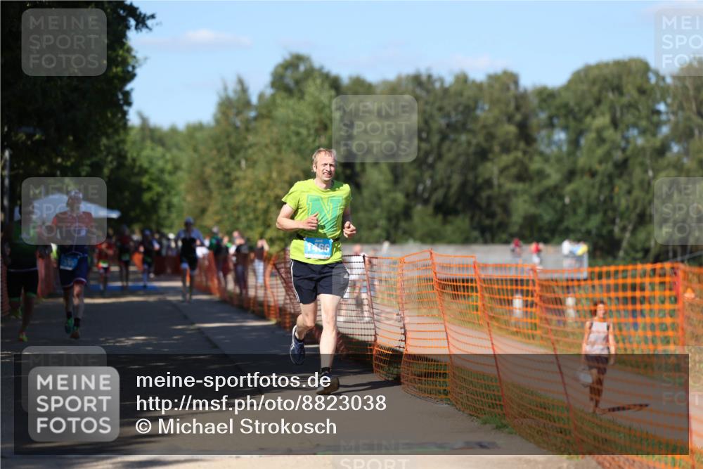 07.09.2025 - 19. Norderstedt Triathlon Michael Strokosch http://msf.ph/oto/8823038 07.09.2025 15:14:00 Laufen 366, 1466 meine-sportfotos.de