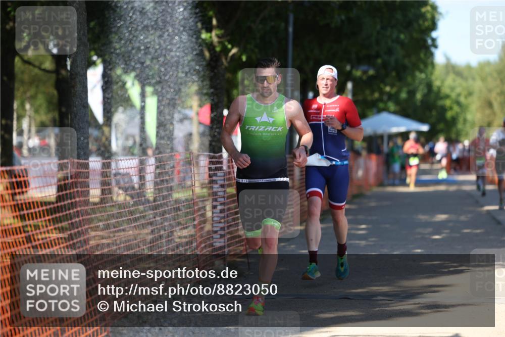 07.09.2025 - 19. Norderstedt Triathlon Michael Strokosch http://msf.ph/oto/8823050 07.09.2025 15:14:05 Laufen 361, 366, 976, 1466 meine-sportfotos.de