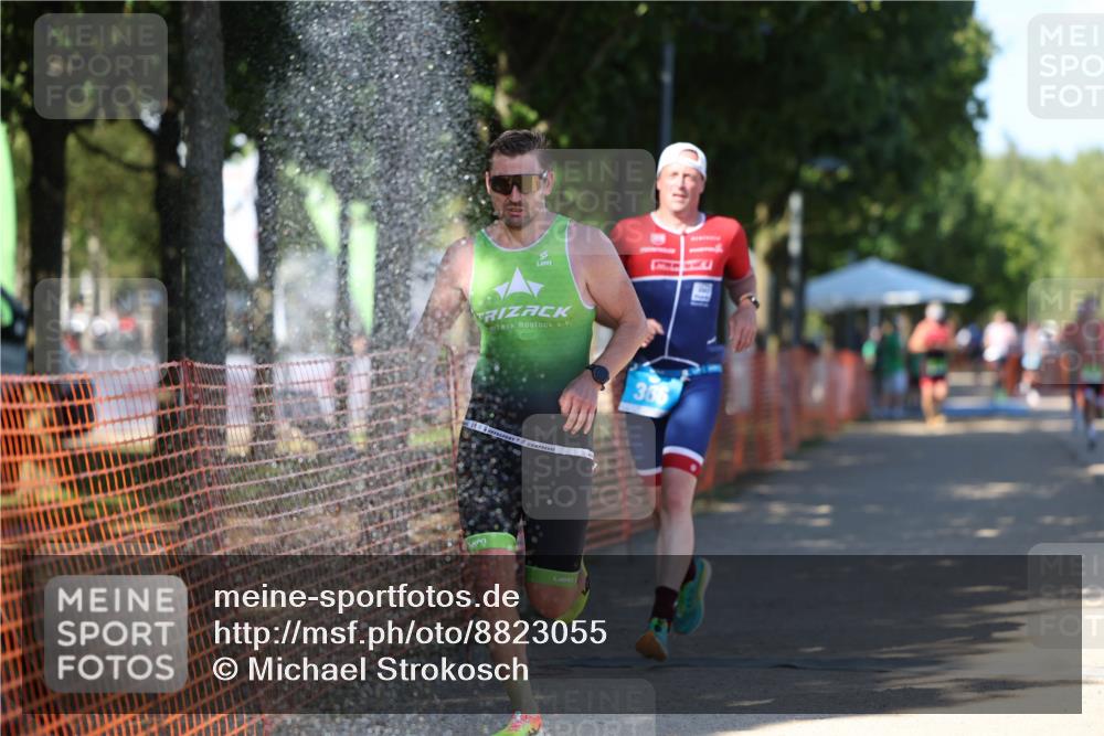 07.09.2025 - 19. Norderstedt Triathlon Michael Strokosch http://msf.ph/oto/8823055 07.09.2025 15:14:05 Laufen 361, 366, 976, 1466 meine-sportfotos.de
