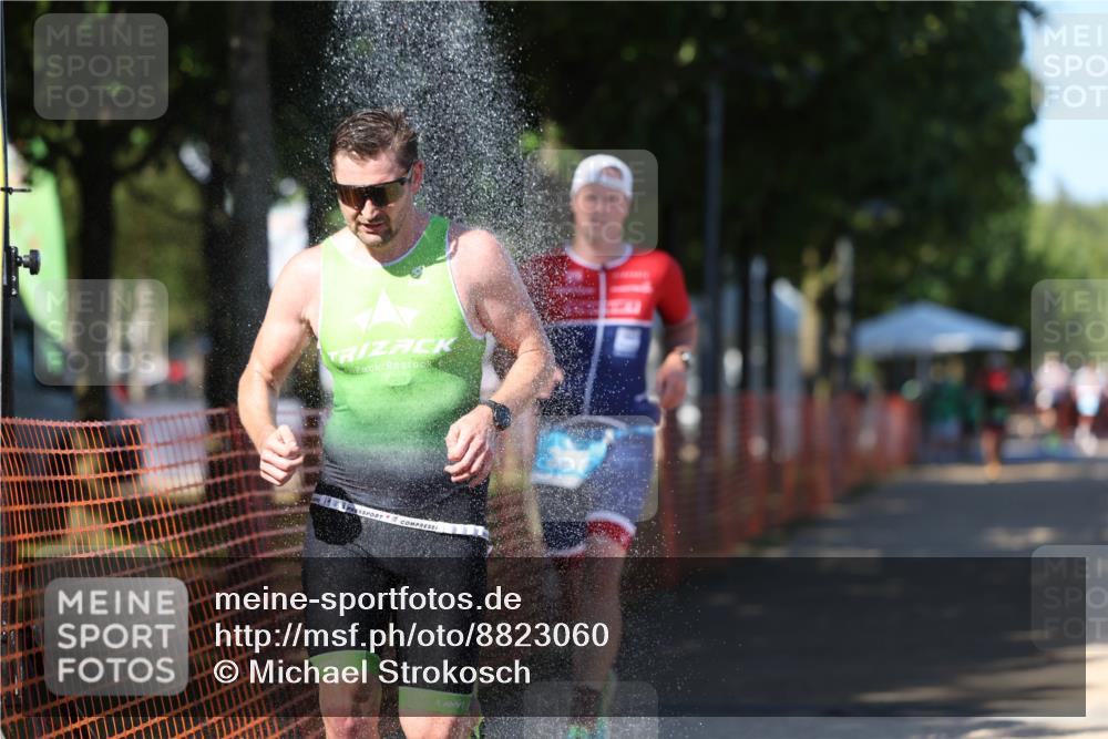 07.09.2025 - 19. Norderstedt Triathlon Michael Strokosch http://msf.ph/oto/8823060 07.09.2025 15:14:06 Laufen 361, 366, 976, 1466 meine-sportfotos.de
