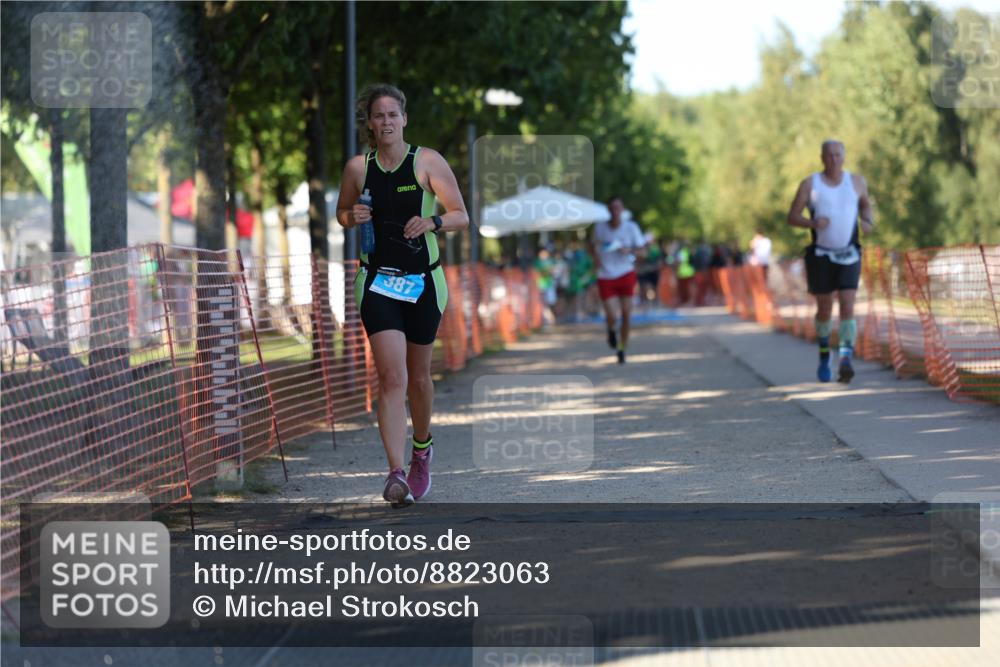 07.09.2025 - 19. Norderstedt Triathlon Michael Strokosch http://msf.ph/oto/8823063 07.09.2025 16:08:07 Laufen 387, 443, 956, 1474 meine-sportfotos.de