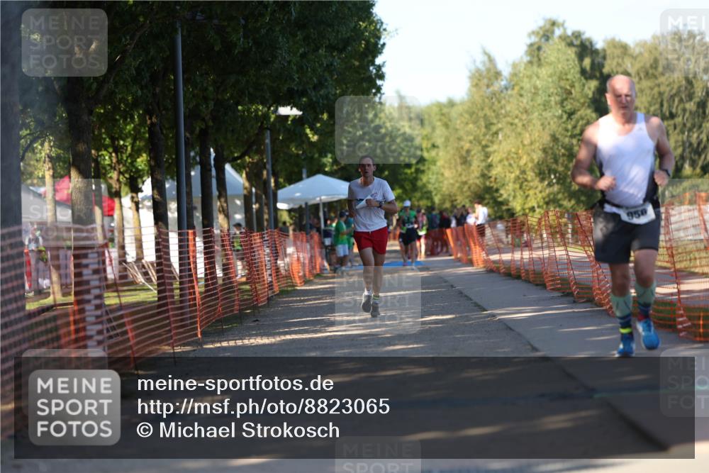 07.09.2025 - 19. Norderstedt Triathlon Michael Strokosch http://msf.ph/oto/8823065 07.09.2025 16:08:11 Laufen 387, 956 meine-sportfotos.de