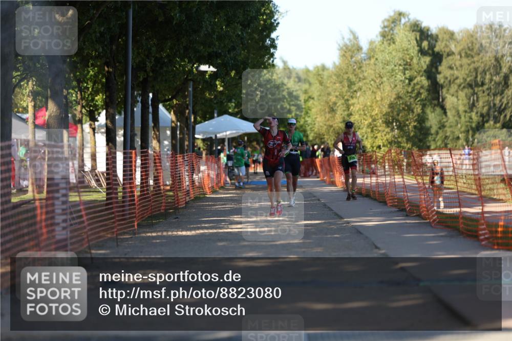 07.09.2025 - 19. Norderstedt Triathlon Michael Strokosch http://msf.ph/oto/8823080 07.09.2025 16:08:25 Laufen 439 meine-sportfotos.de