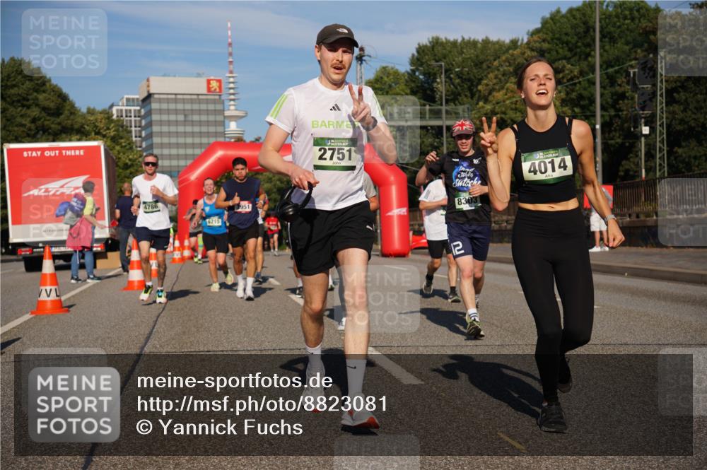 07.09.2025 - BARMER Alsterlauf Yannick Fuchs http://msf.ph/oto/8823081 07.09.2025 09:47:23 Laufen 4786, 6215, 3951, 136, 2751, 10, 8303, 12, 4014 meine-sportfotos.de