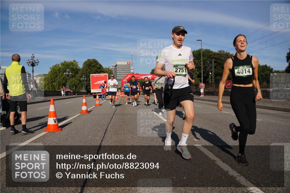 07.09.2025 - BARMER Alsterlauf Yannick Fuchs http://msf.ph/oto/8823094 07.09.2025 09:47:23 Laufen 4786, 4435, 2751, 40, 4014 meine-sportfotos.de