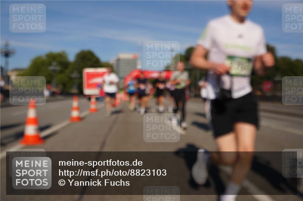 07.09.2025 - BARMER Alsterlauf Yannick Fuchs http://msf.ph/oto/8823103 07.09.2025 09:47:24 Laufen  meine-sportfotos.de