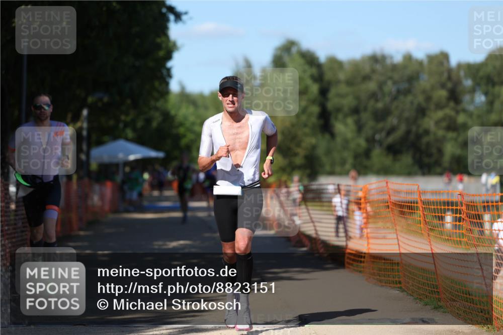 07.09.2025 - 19. Norderstedt Triathlon Michael Strokosch http://msf.ph/oto/8823151 07.09.2025 15:14:23 Laufen 1017, 1401 meine-sportfotos.de