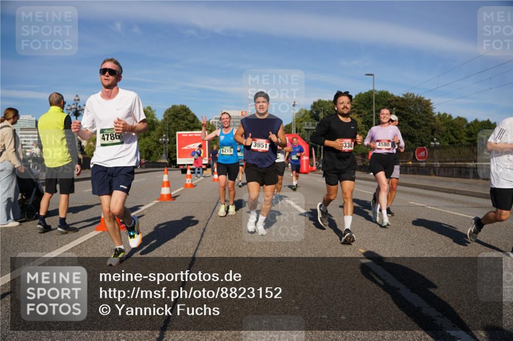 07.09.2025 - BARMER Alsterlauf Yannick Fuchs http://msf.ph/oto/8823152 07.09.2025 09:47:26 Laufen 4786, 6215, 3951, 330, 4580 meine-sportfotos.de