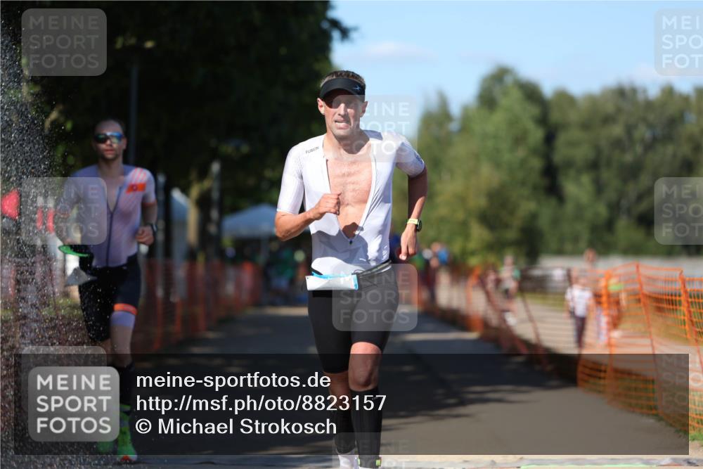07.09.2025 - 19. Norderstedt Triathlon Michael Strokosch http://msf.ph/oto/8823157 07.09.2025 15:14:24 Laufen 1017, 1401 meine-sportfotos.de