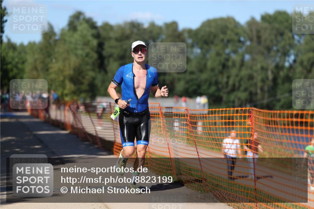 07.09.2025 - 19. Norderstedt Triathlon Michael Strokosch http://msf.ph/oto/8823199 07.09.2025 15:14:45 Laufen 1008 meine-sportfotos.de