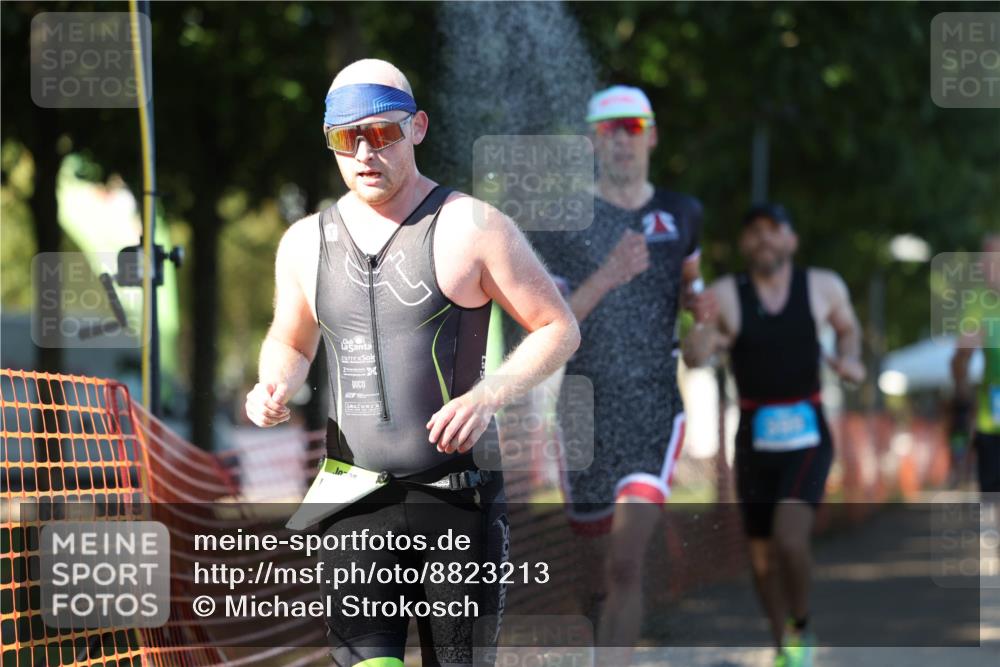 07.09.2025 - 19. Norderstedt Triathlon Michael Strokosch http://msf.ph/oto/8823213 07.09.2025 16:08:58 Laufen 534, 544 meine-sportfotos.de