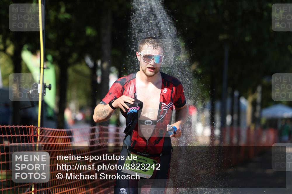 07.09.2025 - 19. Norderstedt Triathlon Michael Strokosch http://msf.ph/oto/8823242 07.09.2025 15:14:58 Laufen 958 meine-sportfotos.de