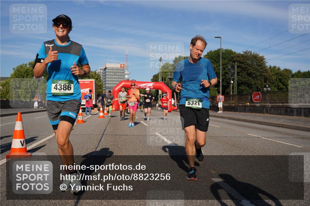 07.09.2025 - BARMER Alsterlauf Yannick Fuchs http://msf.ph/oto/8823256 07.09.2025 09:47:30 Laufen 4386, 307, 5321 meine-sportfotos.de