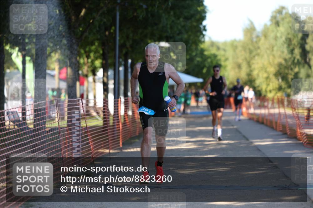 07.09.2025 - 19. Norderstedt Triathlon Michael Strokosch http://msf.ph/oto/8823260 07.09.2025 16:09:24 Laufen 1453 meine-sportfotos.de