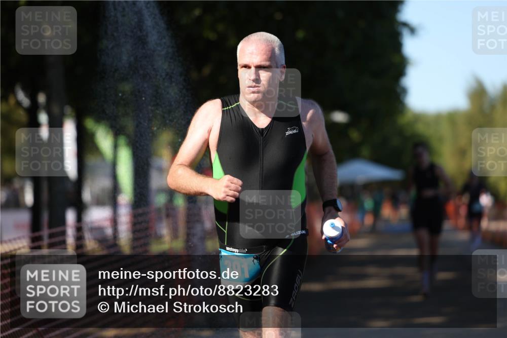 07.09.2025 - 19. Norderstedt Triathlon Michael Strokosch http://msf.ph/oto/8823283 07.09.2025 16:09:26 Laufen 1403, 1453 meine-sportfotos.de