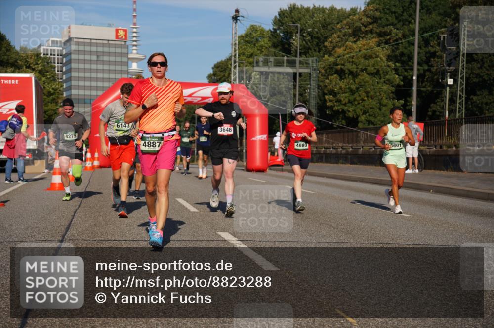 07.09.2025 - BARMER Alsterlauf Yannick Fuchs http://msf.ph/oto/8823288 07.09.2025 09:47:31 Laufen 4275, 6143, 6248, 4887, 3646, 4980, 5691 meine-sportfotos.de