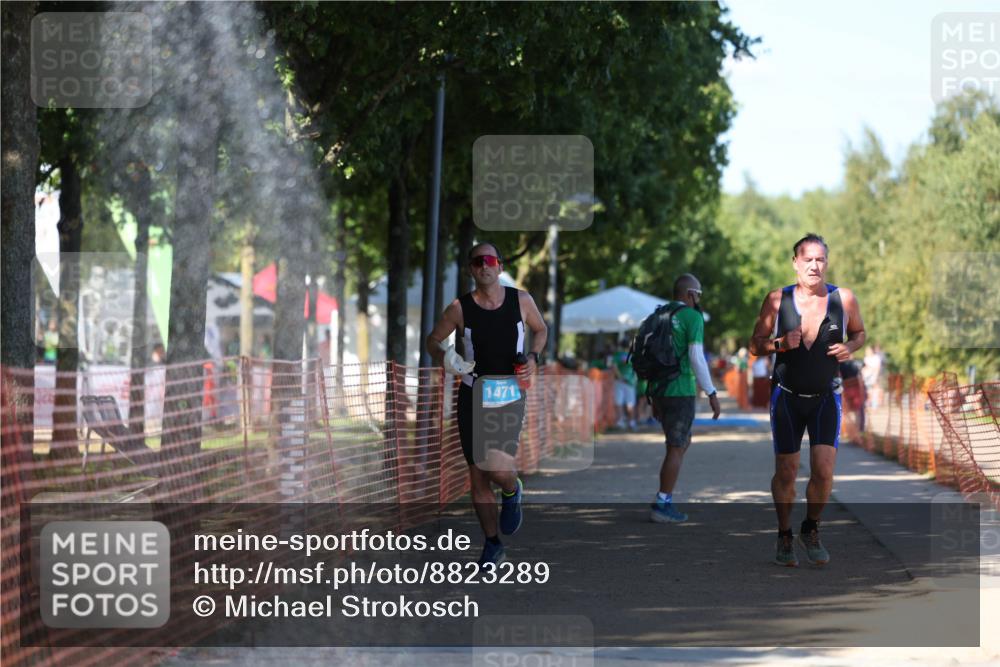 07.09.2025 - 19. Norderstedt Triathlon Michael Strokosch http://msf.ph/oto/8823289 07.09.2025 15:15:38 Laufen 400, 1471 meine-sportfotos.de