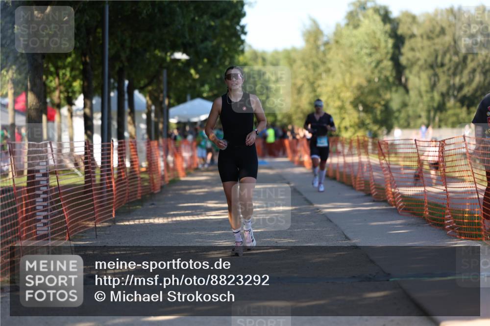 07.09.2025 - 19. Norderstedt Triathlon Michael Strokosch http://msf.ph/oto/8823292 07.09.2025 16:09:28 Laufen 1403, 1453 meine-sportfotos.de